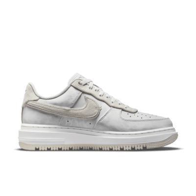 Nike Air Force 1 LuxeHerrenschuh Discount Store für neue Produkte