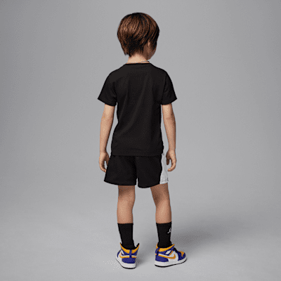 JordanBball Fire Mixed zweiteiliges Shorts-Set (jüngere Kinder) Fabrikverkauf