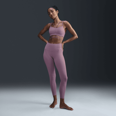 Nike Zenvy Strappy WrapGepolsterter Sport-BH mit leichtem Halt Flash Sale
