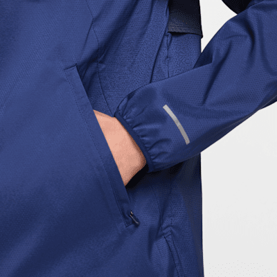 Nike Impossibly Light WindrunnerLaufjacke (Herren) VIP-Rabatte