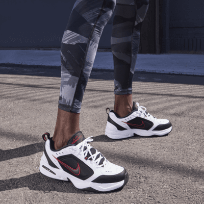 Nike Air Monarch IVWorkout-Schuh für Herren 50% Rabatt für begrenzte Zeit