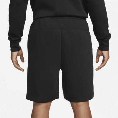 Nike Sportswear Tech FleeceHerrenshorts Tägliche Deals