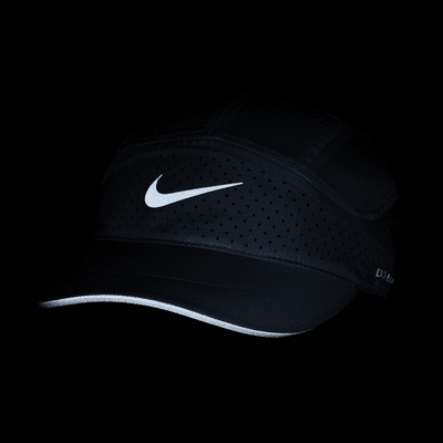 Nike Dri-FIT ADV FlyCap mit unstrukturiertem und reflektierendem Design Discount Store für neue Produkte