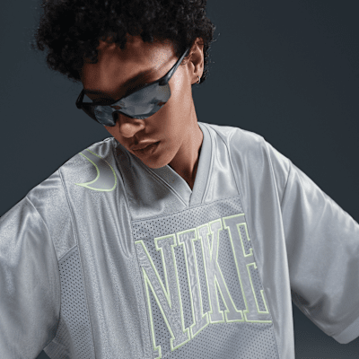 Nike Sportswear StreetOversize-Kurzarmtrikot mit Grafik (Damen) Vatertagsangebot