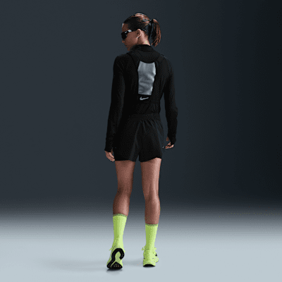 Nike SwiftDri-FIT 2-in-1-Laufshorts mit mittelhohem Bund (Damen) Neueste Mode
