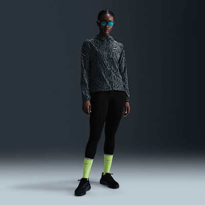 Nike SwiftVerstaubare Dri-FIT-Laufjacke (Damen) Exklusive Angebote