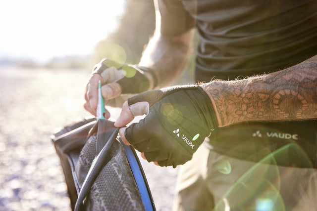 VAUDE VAUDE Active Handschuhe Herren schwarz/grau &vert; fahrrad.de