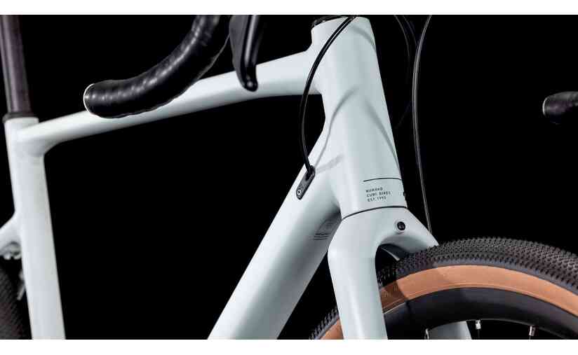 Cube Nuroad Race - 28 Zoll - Diamant - 2025 Lagerräumung